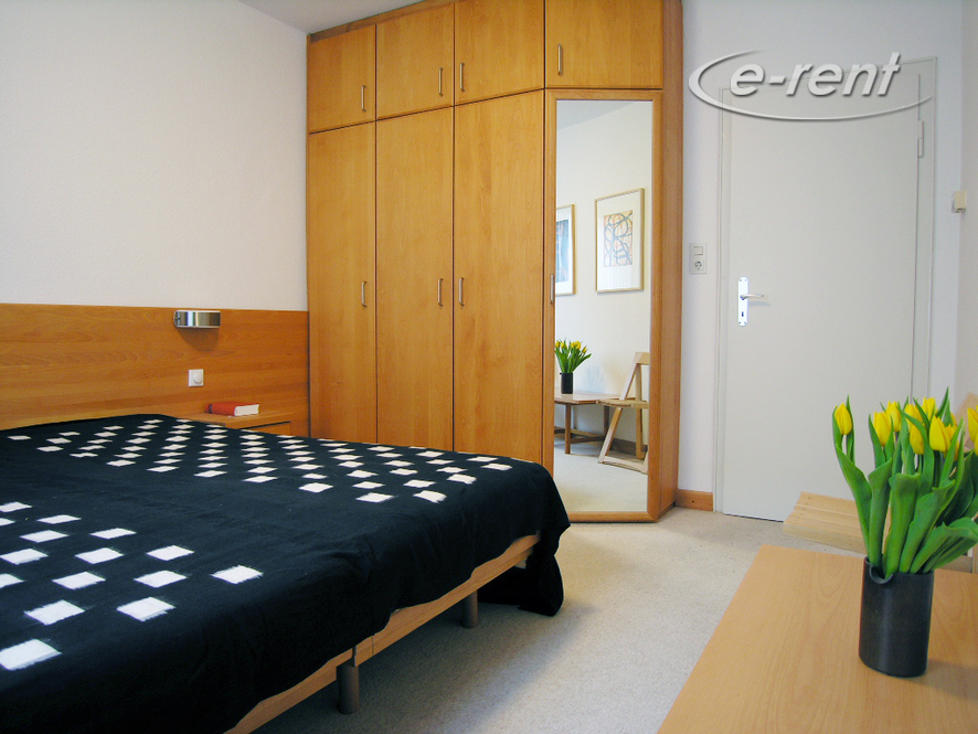 High-quality furnished apartment with winter garden in Cologne-Nippes