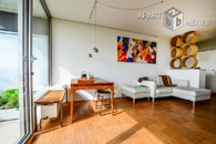 Modernly furnished and bright apartment with large balcony in Cologne-Neustadt-Nord
