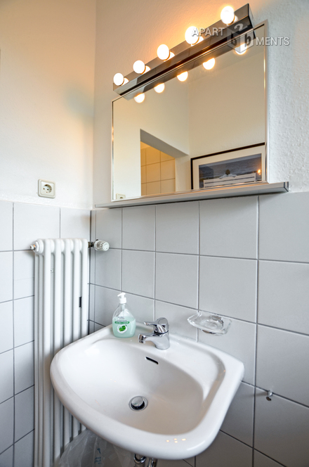 Modern and high quality furnished apartment in Cologne-Neustadt-Süd