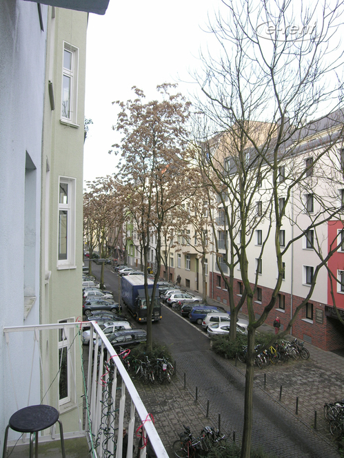 Modernly furnished and centrally located apartment in Cologne-Neustadt-Nord