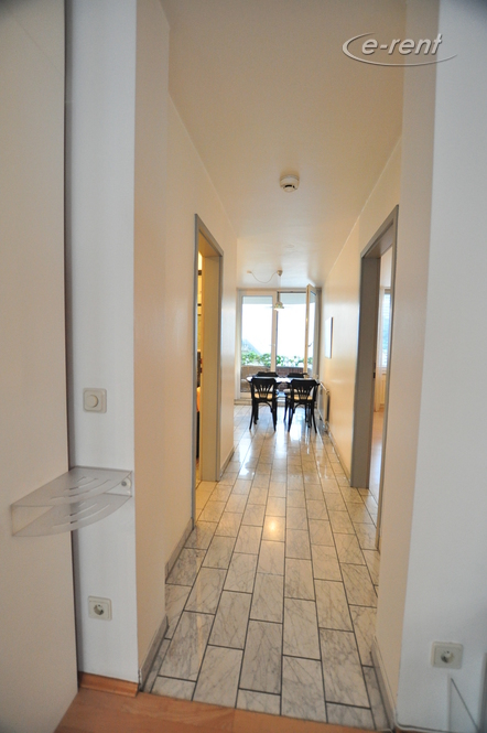 Ruhige 2 Zimmer-Wohnung mit Balkon und PKW Stellplatz  in sehr guter Südstadtlage