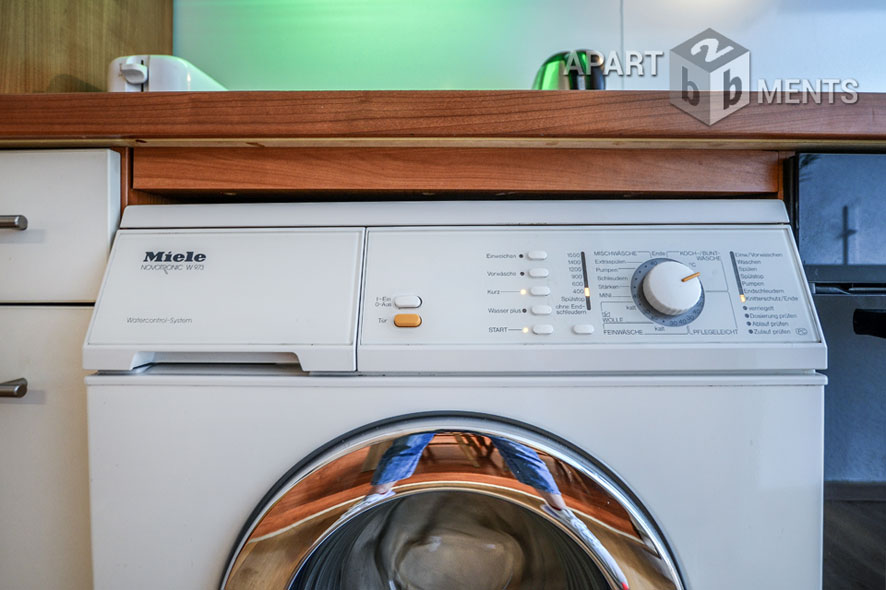 Modern möblierte Wohnung mit gehobener Ausstattung in Köln-Nippes