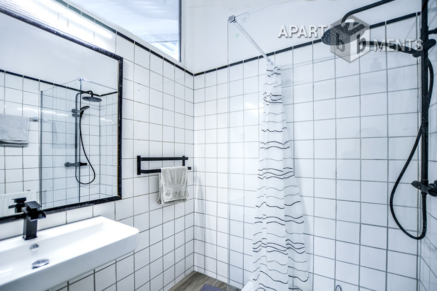 Modern möblierte Wohnung mit gehobener Ausstattung in Köln-Nippes