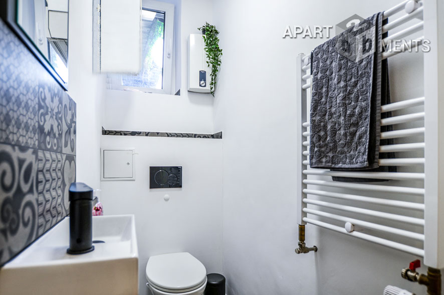Modern möblierte Wohnung mit gehobener Ausstattung in Köln-Nippes