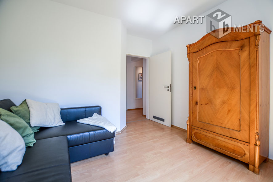 Modern möblierte Wohnung in verkehrsgünstiger Lage in Köln-Weidenpesch