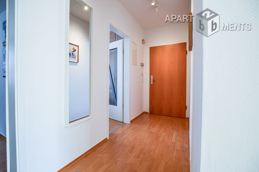 Modern möblierte Wohnung in verkehrsgünstiger Lage in Köln-Weidenpesch