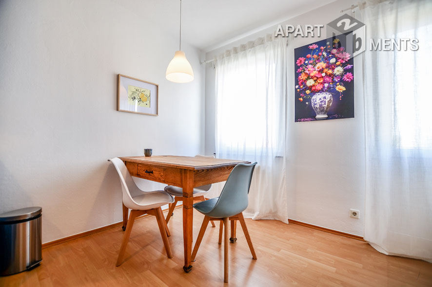 Modern möblierte Wohnung in verkehrsgünstiger Lage in Köln-Weidenpesch