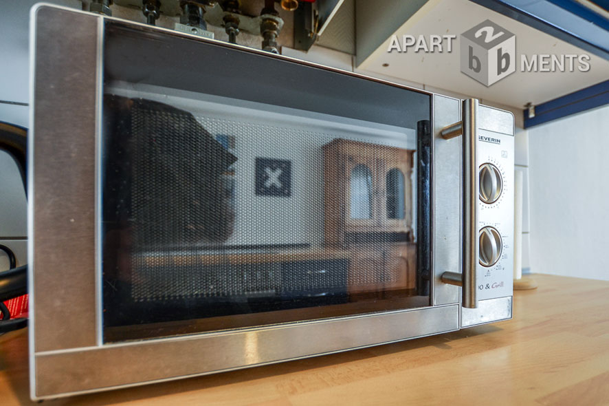 Modern möblierte Wohnung in verkehrsgünstiger Lage in Köln-Weidenpesch