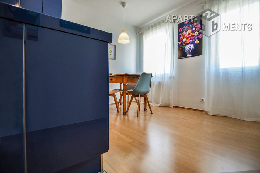 Modern möblierte Wohnung in verkehrsgünstiger Lage in Köln-Weidenpesch