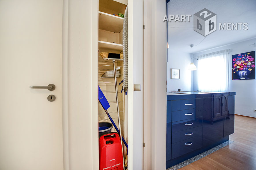 Modern möblierte Wohnung in verkehrsgünstiger Lage in Köln-Weidenpesch