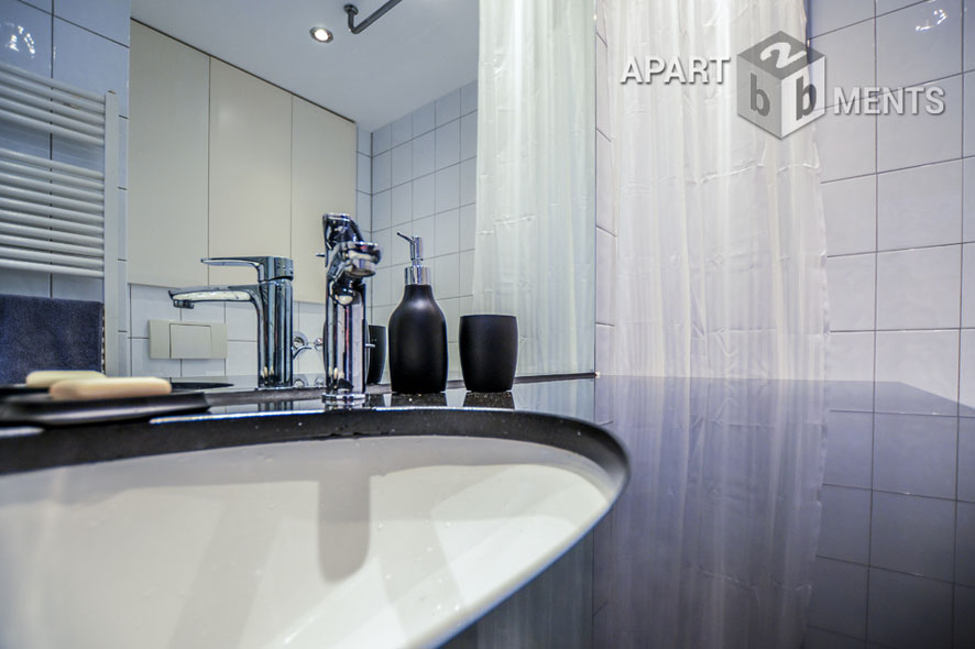 Modern möblierte Wohnung in verkehrsgünstiger Lage in Köln-Weidenpesch