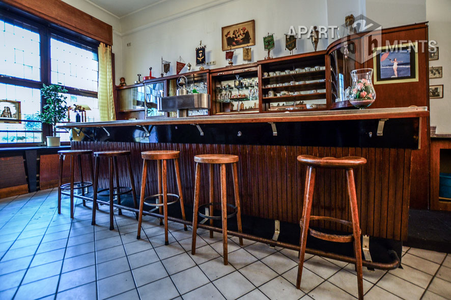 Functionally furnished apartment in a former pub in Cologne-Ehrenfeld