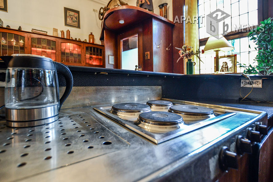 Functionally furnished apartment in a former pub in Cologne-Ehrenfeld