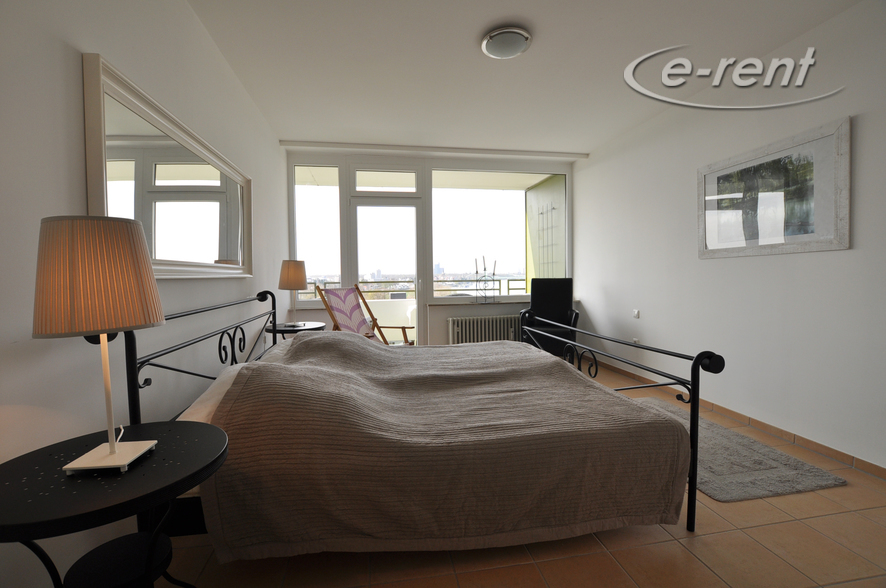 3-room apartment with fitted kitchen and with a view of the Rhine in Cologne-Rodenkirchen