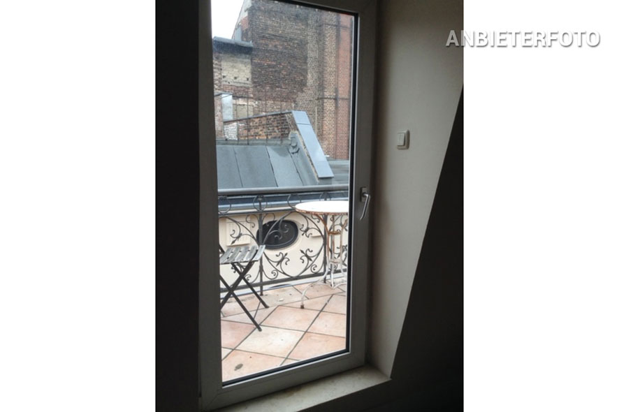 Hochwertig möblierte Maisonettewohnung mit grosser Dachterrasse in Köln-Altstadt-Nord