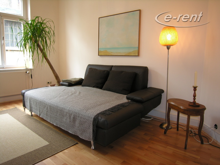 High-quality furnished and centrally located apartment in Cologne-Altstadt-Nord