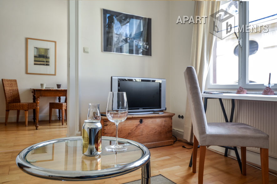 Hochwertig möblierte und zentral gelegene Wohnung in Köln-Altstadt-Nord