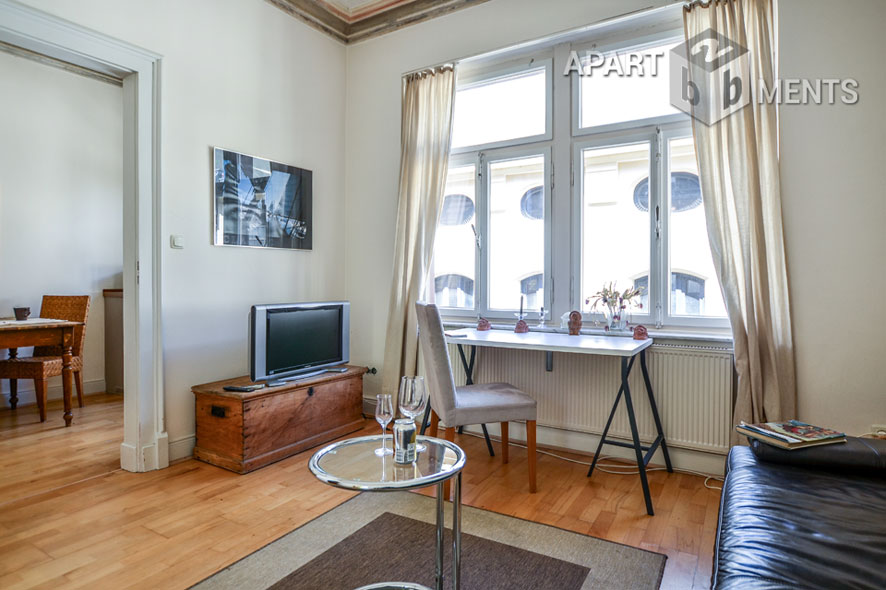 Hochwertig möblierte und zentral gelegene Wohnung in Köln-Altstadt-Nord