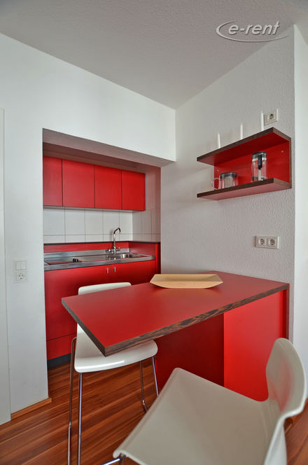 Modern möbliertes Apartment mit guter Ausstattung in Köln-Neustadt-Süd