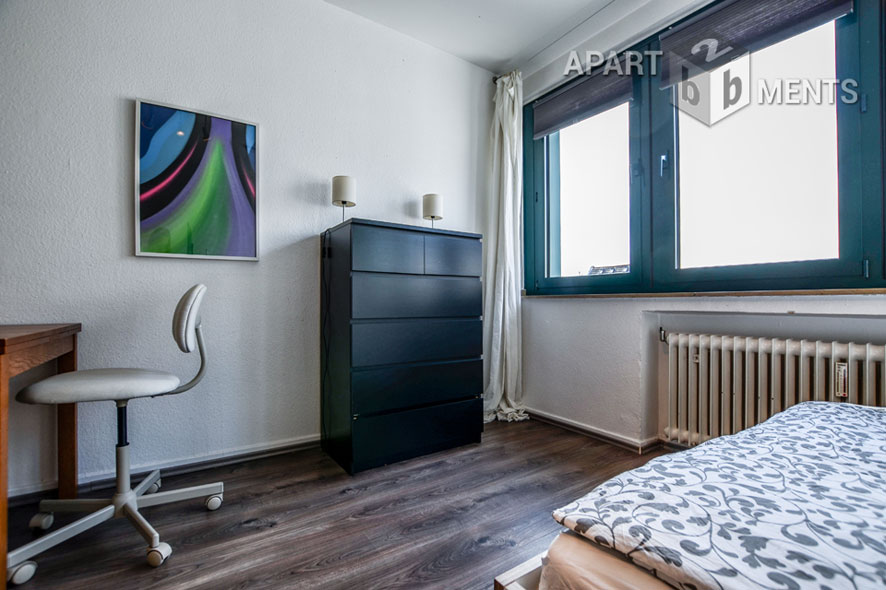 Modern bright and quiet apartment at Mediapark in Cologne-Neustadt-North