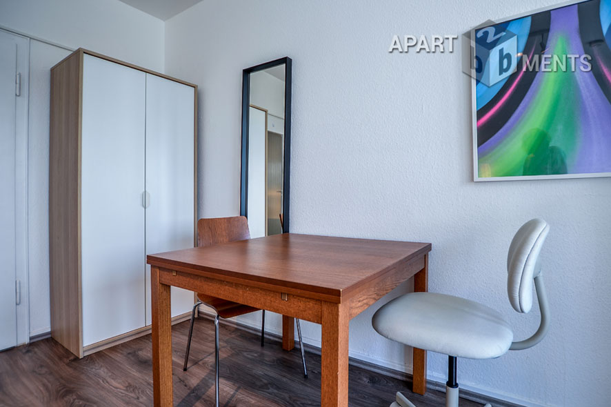 Modern bright and quiet apartment at Mediapark in Cologne-Neustadt-North