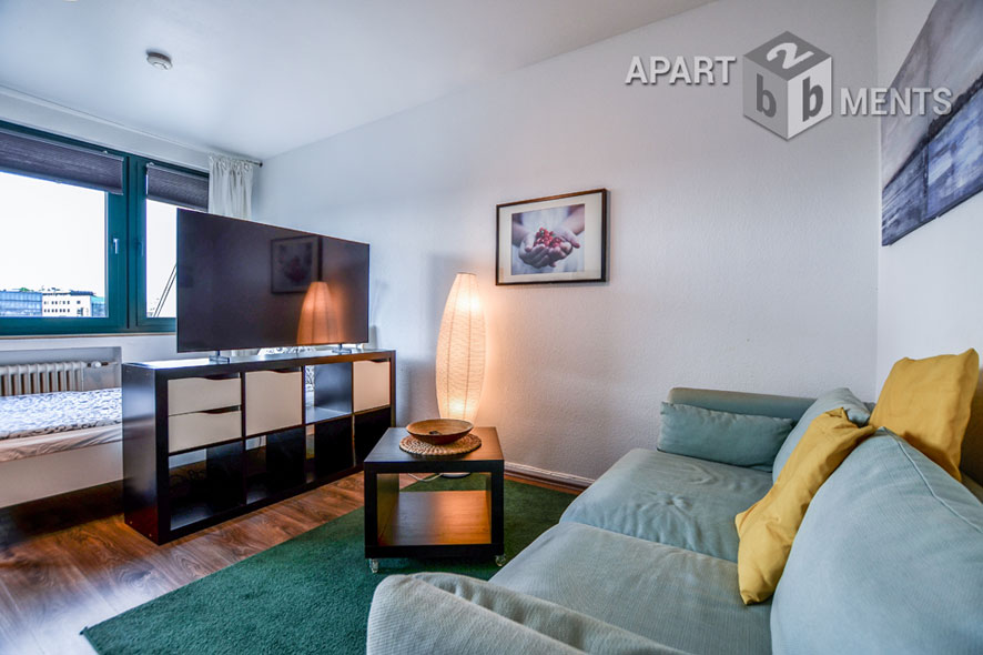 Modern bright and quiet apartment at Mediapark in Cologne-Neustadt-North