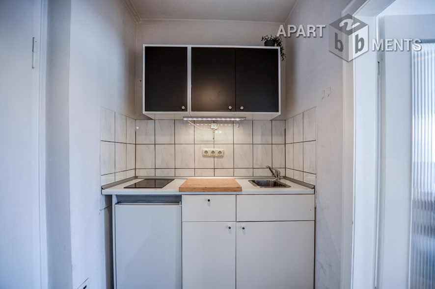 Modern bright and quiet apartment at Mediapark in Cologne-Neustadt-North