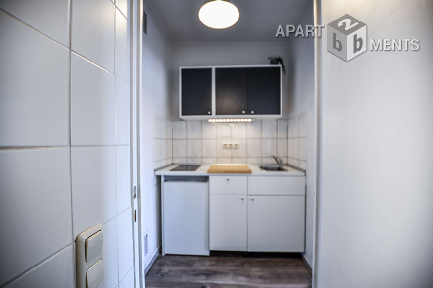 Modern bright and quiet apartment at Mediapark in Cologne-Neustadt-North