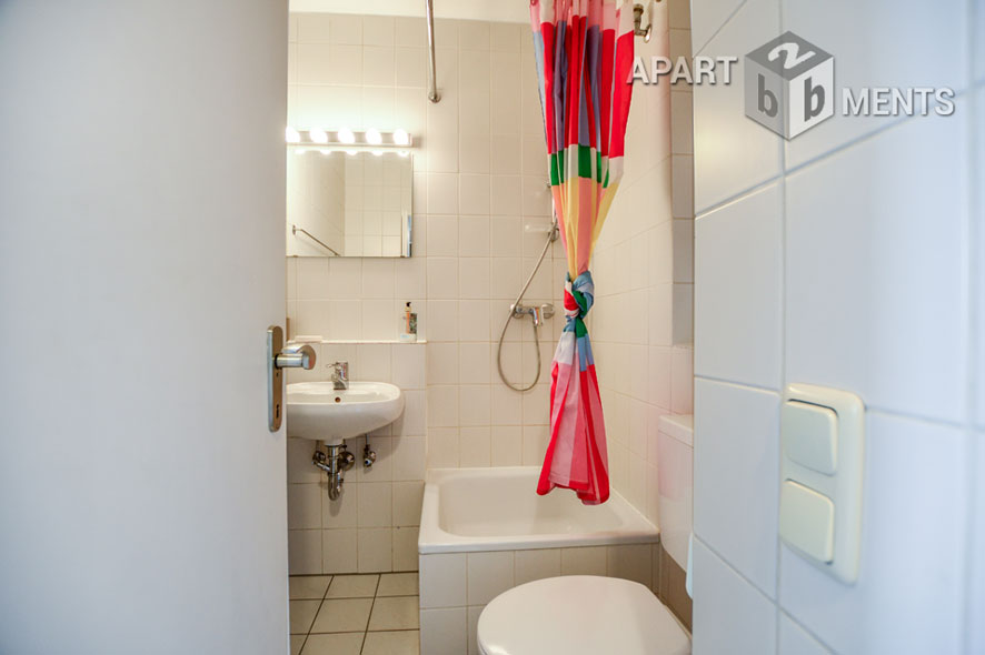 Modern bright and quiet apartment at Mediapark in Cologne-Neustadt-North