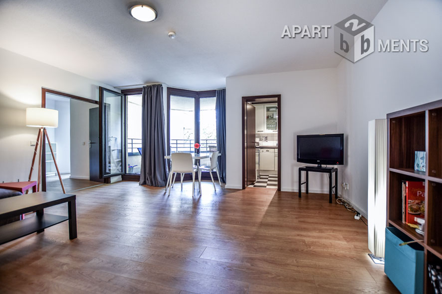 Modern möblierte und sehr ruhige Wohnung mit Balkon in Köln-Neustadt-Süd