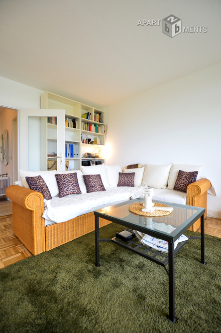 1 Zimmer-Wohnung mit Panoramablick auf den Rhein und Schwimmbad