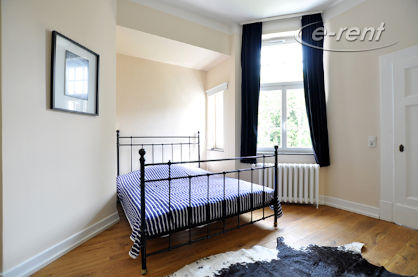 Furnished and charming 2-room flat in an old building in Cologne-Neuehrenfeld