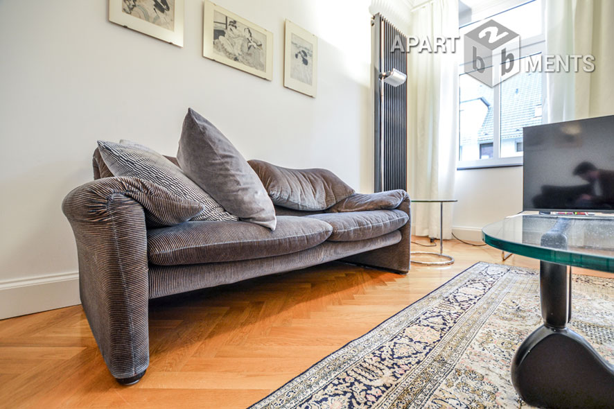 Modernly furnished and centrally located apartment in Cologne-Neustadt-Süd