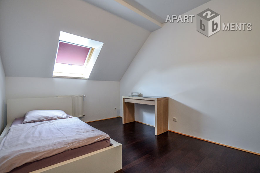 Möblierte und außergewöhnlich gestaltete Wohnung in Köln-Ehrenfeld