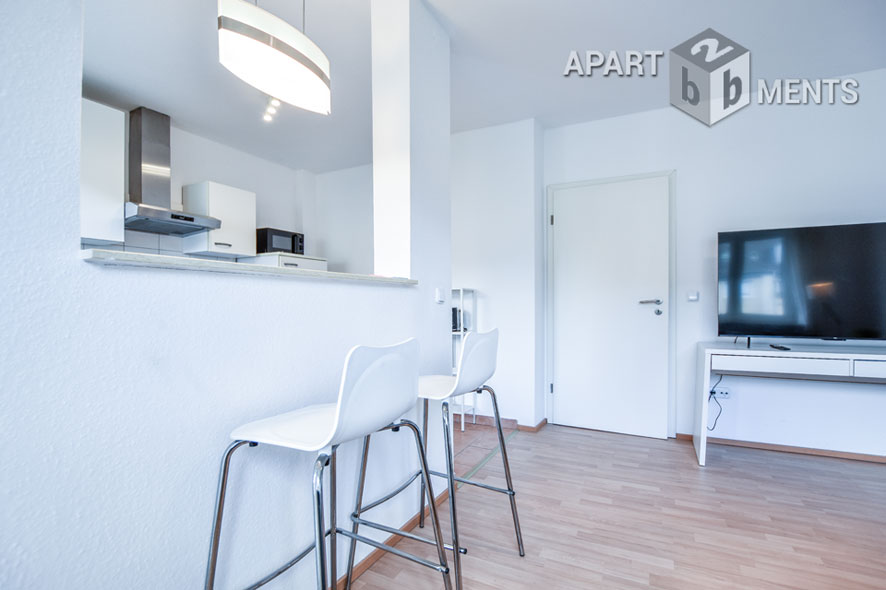 Modern furnished and centrally located flat in Cologne-Altstadt-North