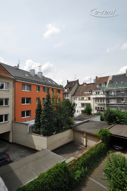 Modern furnished and centrally located flat in Cologne-Altstadt-North