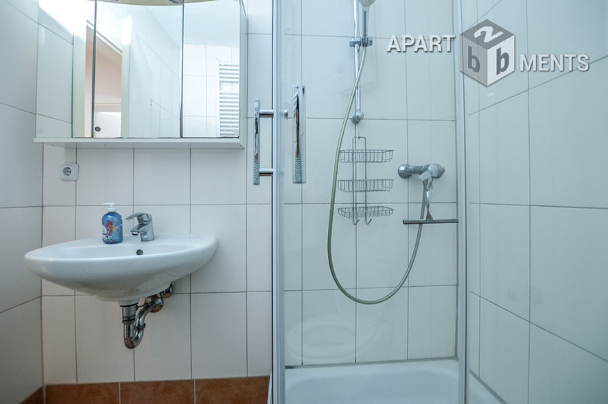 Modern möblierte und zentral gelegene Wohnung in Köln-Altstadt-Nord