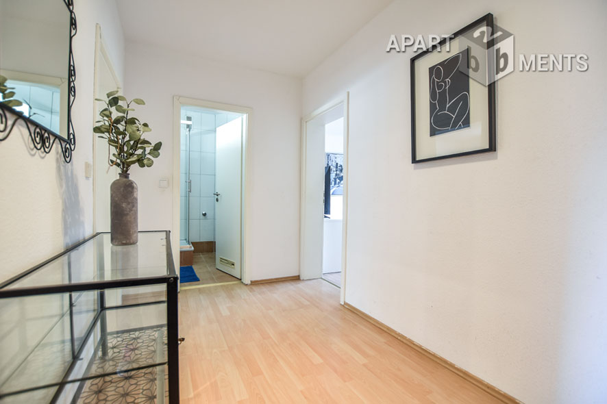 Modern furnished and centrally located flat in Cologne-Altstadt-North