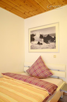 Moderne 1 Zimmer Einliegerwohnung in ruhiger Wohnlage - sehr gut für Wochenendheimfahrer geeignet