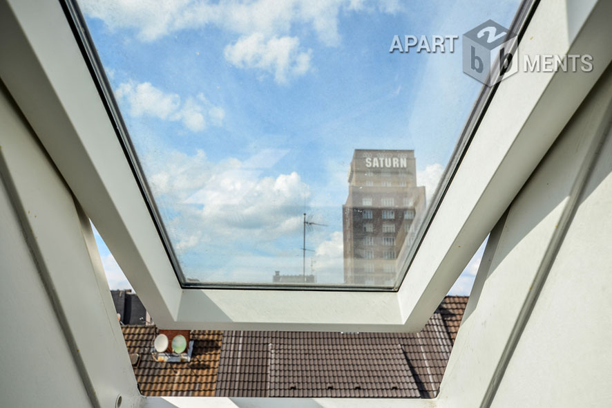 Modernly furnished maisonette apartment with roof terrace in Cologne-Altstadt-Nord