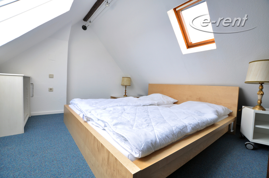 Furnished maisonette-apartment in Cologne-Mauenheim
