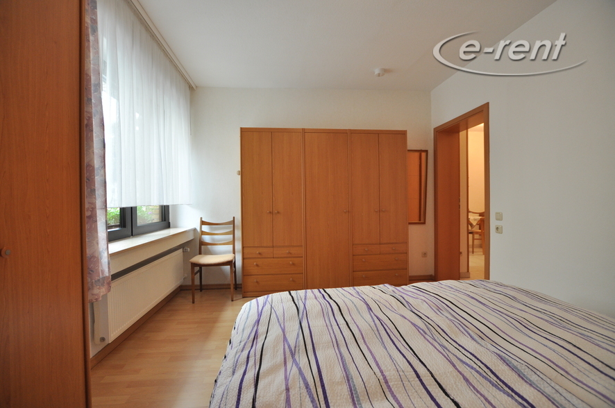 Spacious 2 rooms apartment in a quiet location - approach to Ford and Bayer AG