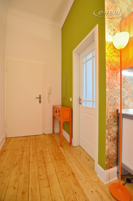 High quality furnished old-style apartment with design-style in Cologne-Deutz