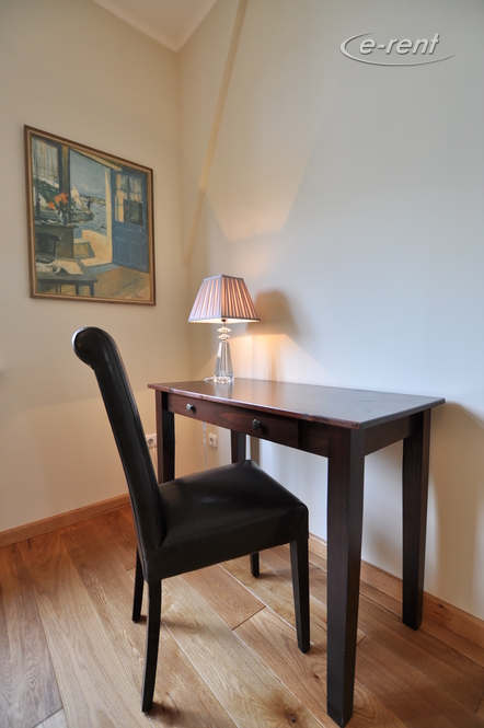 Erstklassig sanierte 2-Zimmer Altbauwohnung mit Balkon in Köln-Neustadt-Süd