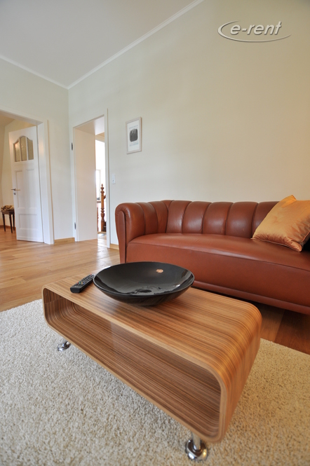 Erstklassig sanierte 2-Zimmer Altbauwohnung mit Balkon in Köln-Neustadt-Süd