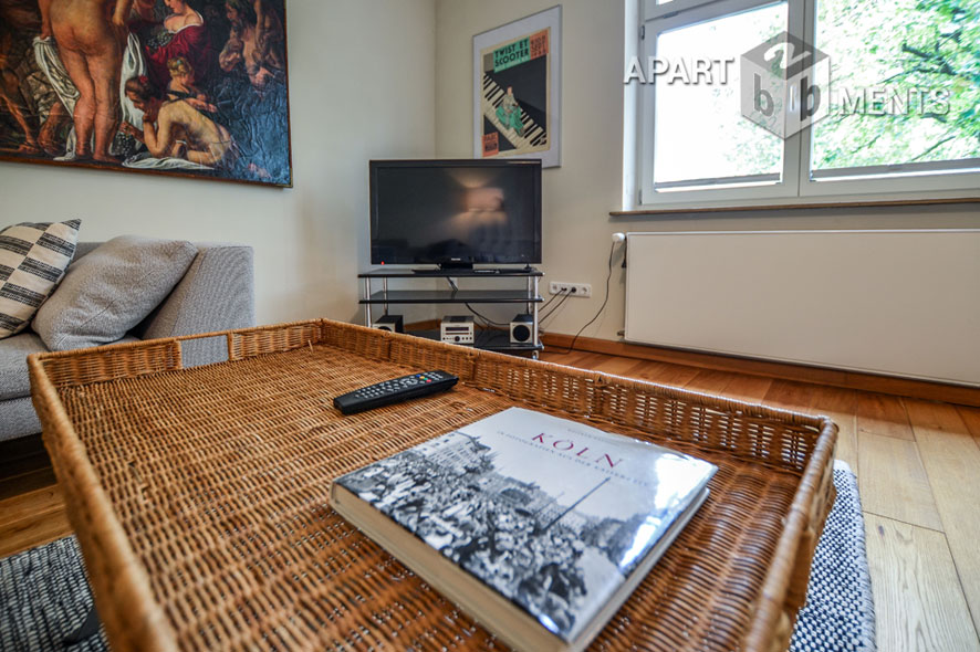 Erstklassig sanierte 2-Zimmer Altbauwohnung in Köln-Neustadt-Süd