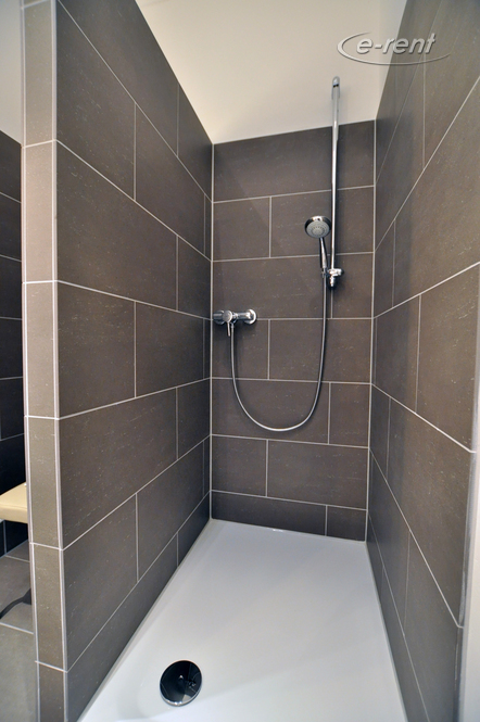 Erstklassig sanierte 2-Zimmer Altbauwohnung mit Balkon in Köln-Neustadt-Süd