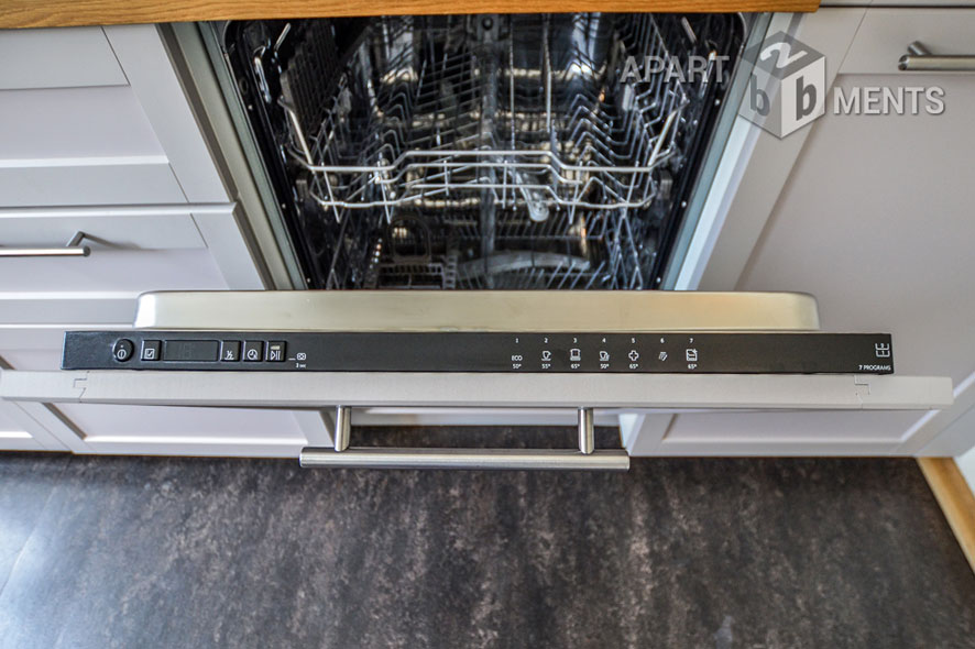 Erstklassig sanierte 2-Zimmer Altbauwohnung in Köln-Neustadt-Süd