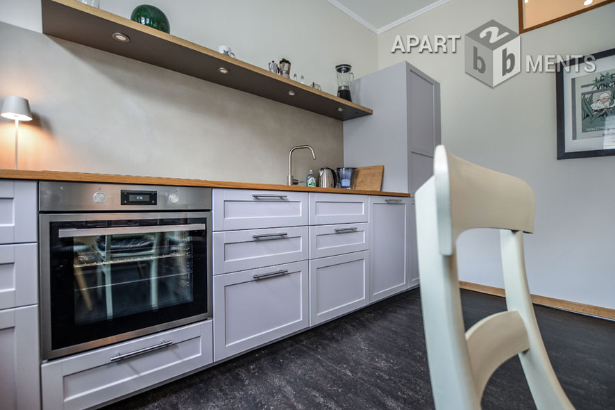 Erstklassig sanierte 2-Zimmer Altbauwohnung in Köln-Neustadt-Süd