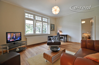 Exquisitely refurbished 2-room apartment in an older building with a balcony in Cologne-Neustadt-South